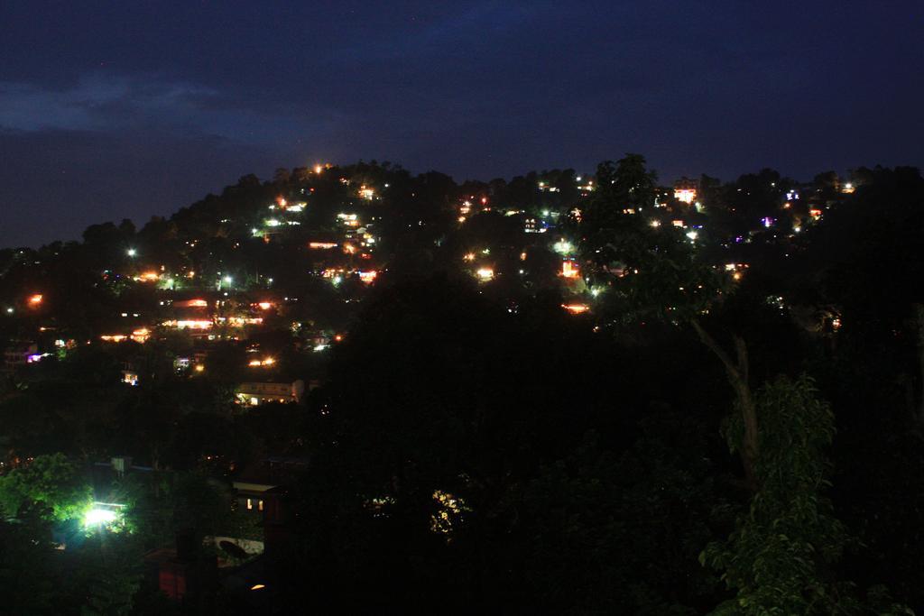 Imaaga Kandy Residence Bagian luar foto